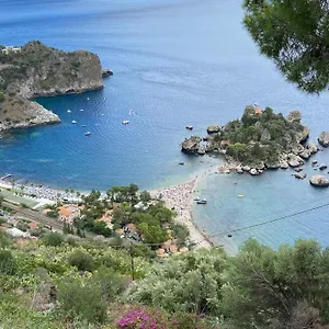 https://belvedere-isola-bella.sicilyhotelsitaly.net